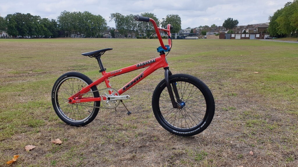 identiti krisis mx
